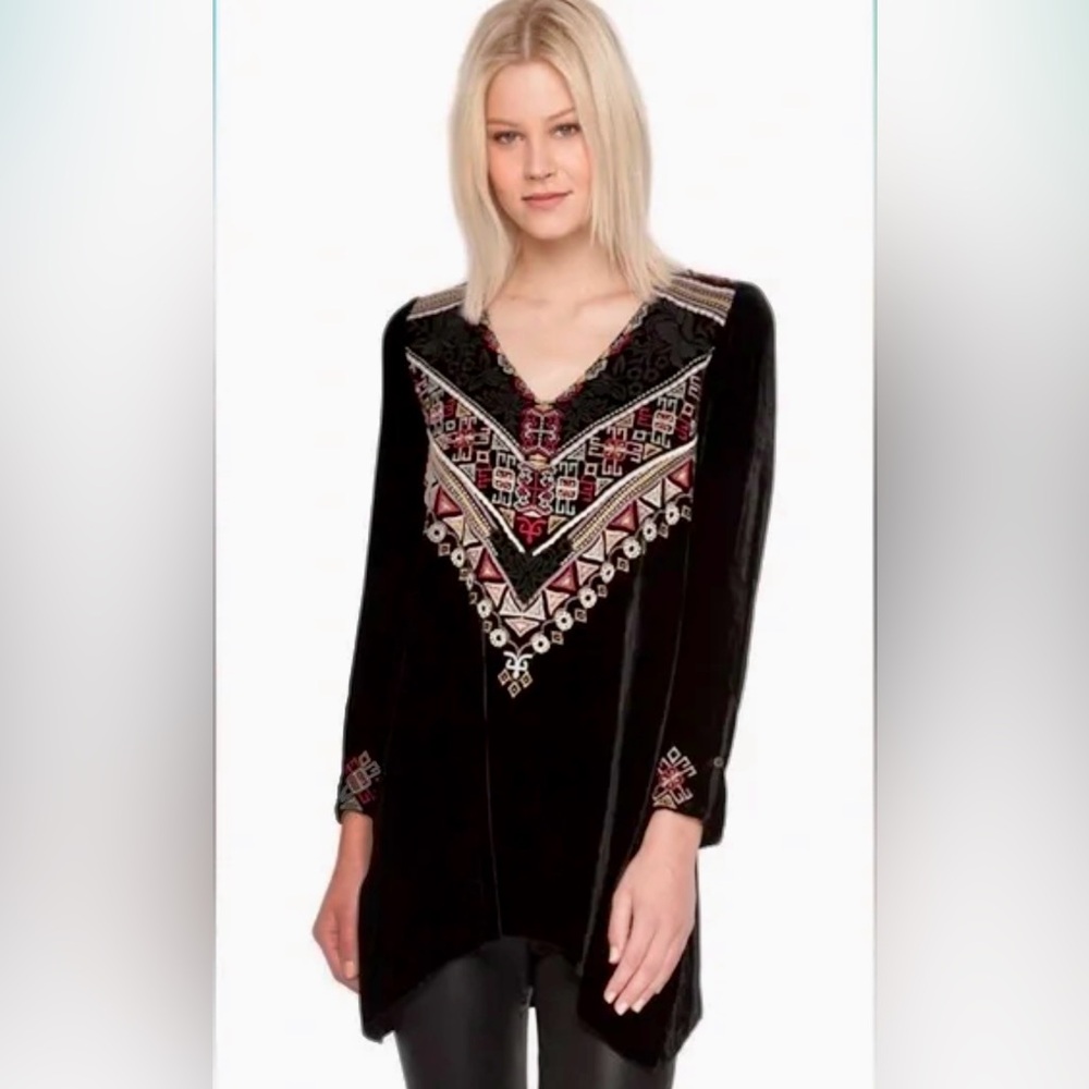 NWT Johnny Was Embroidered Black Landon Velvet Pull On $278 Tunic PL